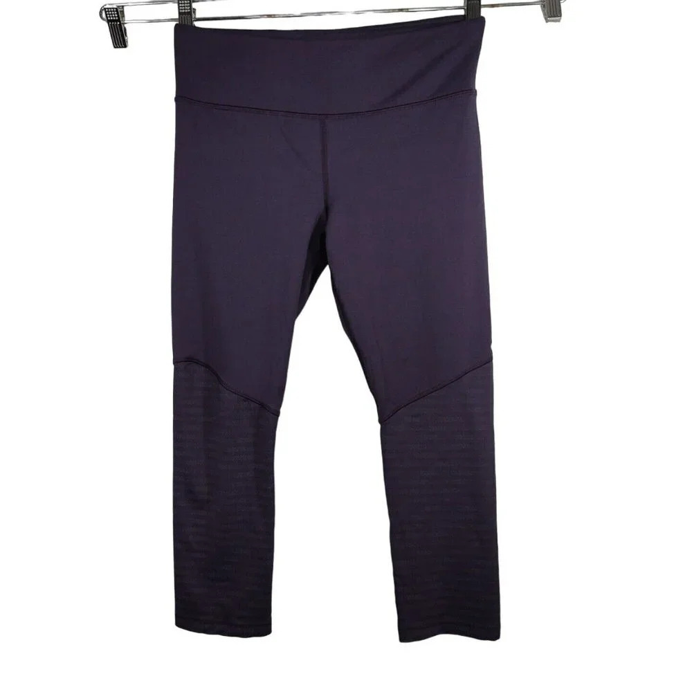 Shape Purple Leggings Fitted Cropped Women Size M Workout Gym Yoga